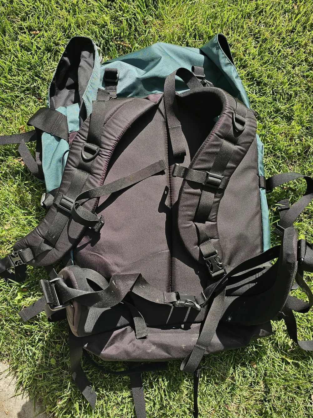 Granite Gear Men's Teal and Black Roll-Top Hiking Backpack